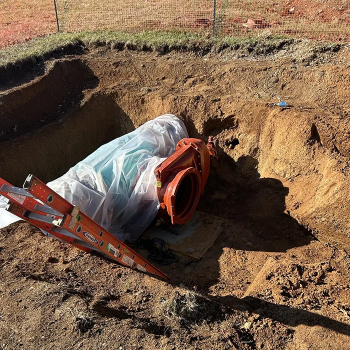 Hot tapping services for underground pipelines